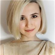 Bibliotecaria laureanda in Lettere offre ripetizioni e supporto scolastico per studenti scuole elementari, medie e superiori